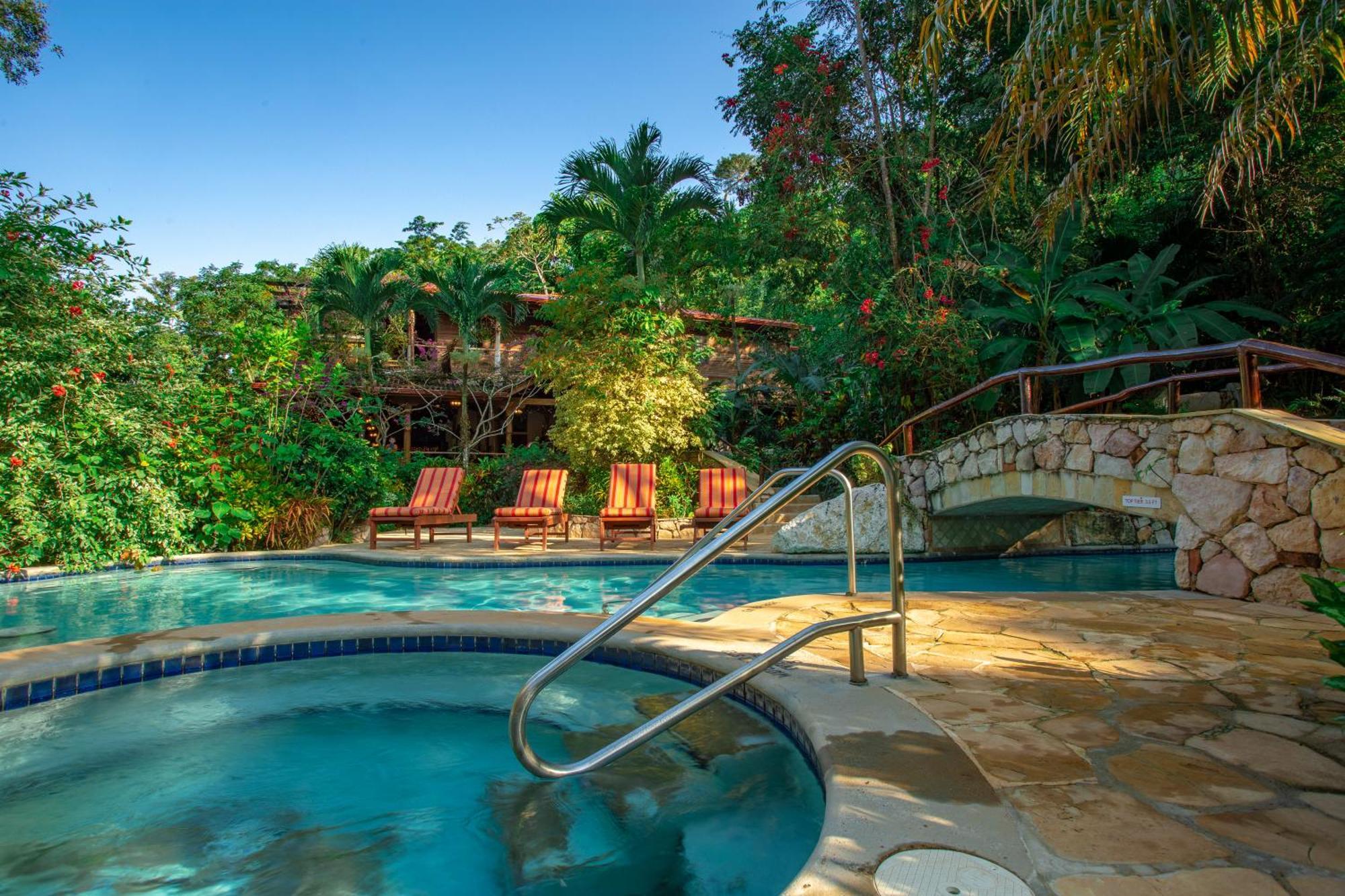 Ian Anderson Caves Branch Jungle Lodge Belmopan Exterior foto